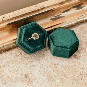 Bague 18 carats or jaune et pierre tourmaline